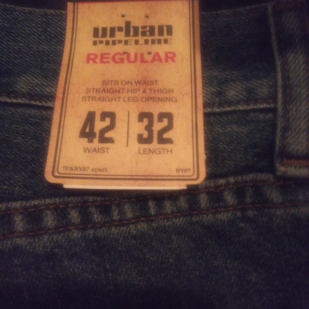 Pair of never worn mens jeans
